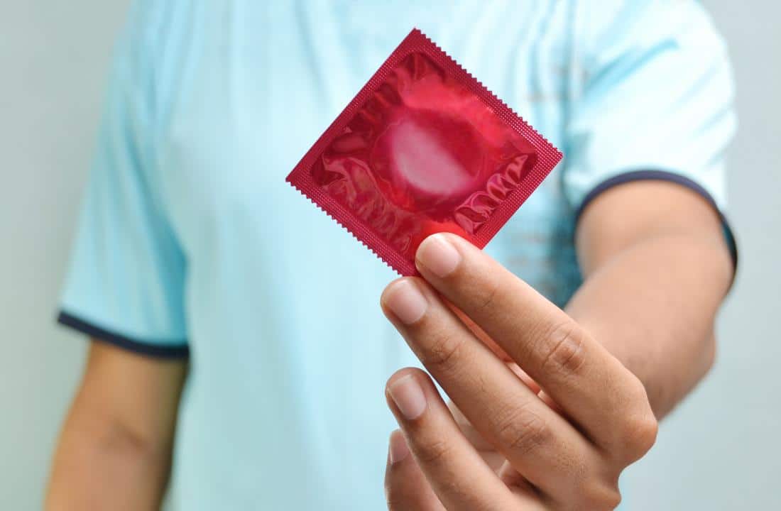 استفاده و خرید کاندوم بهداشتی